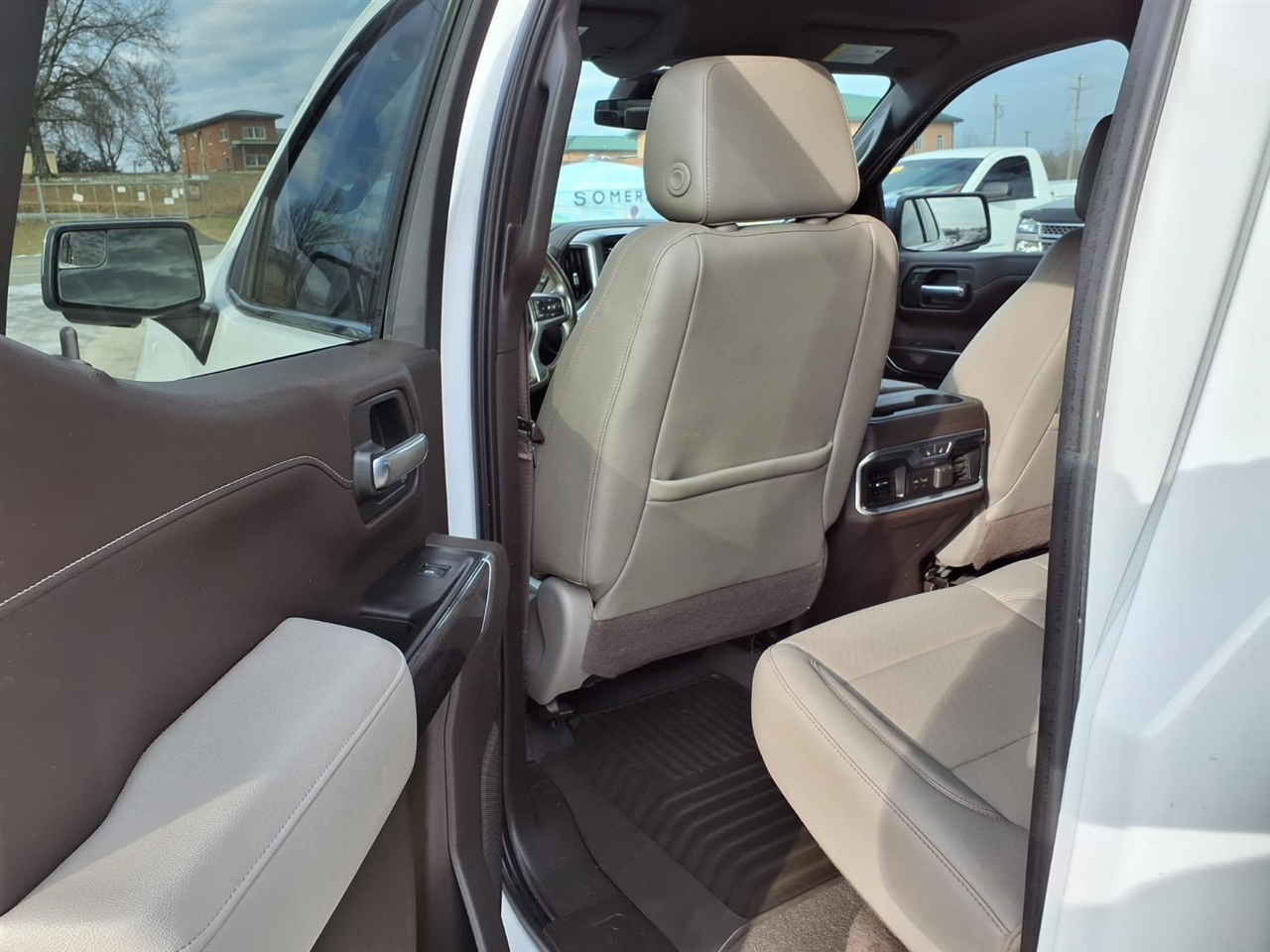 Chevrolet Silverado 1500 4WD Crew Cab 147" LTZ 2019