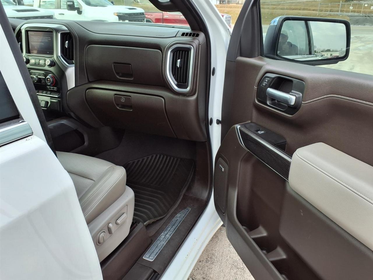 Chevrolet Silverado 1500 4WD Crew Cab 147" LTZ 2019