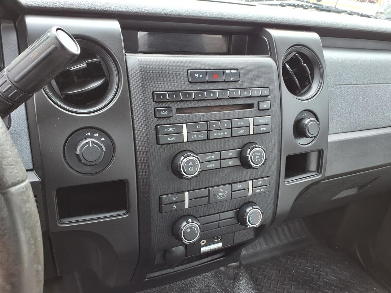 Ford F-150 4WD SuperCab 145" XLT 2014