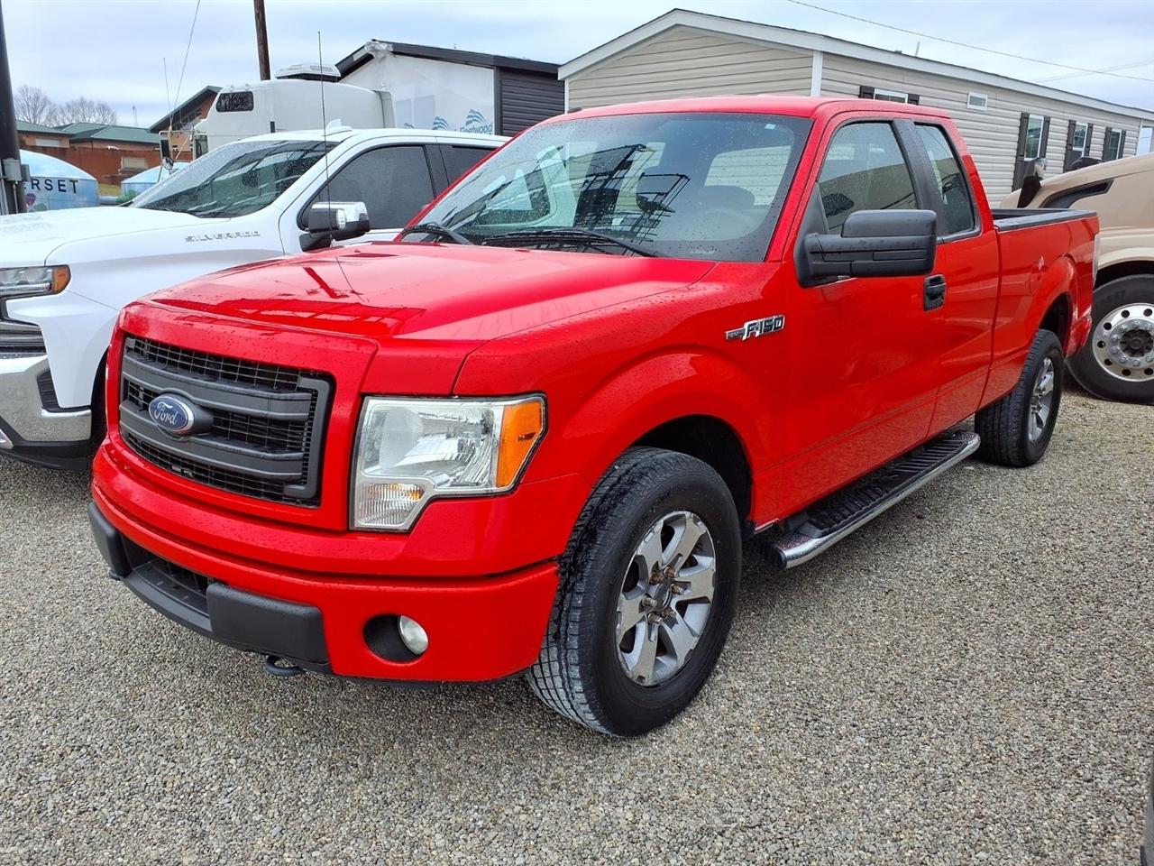 2014 Ford F-150 4WD SuperCab 145" XL