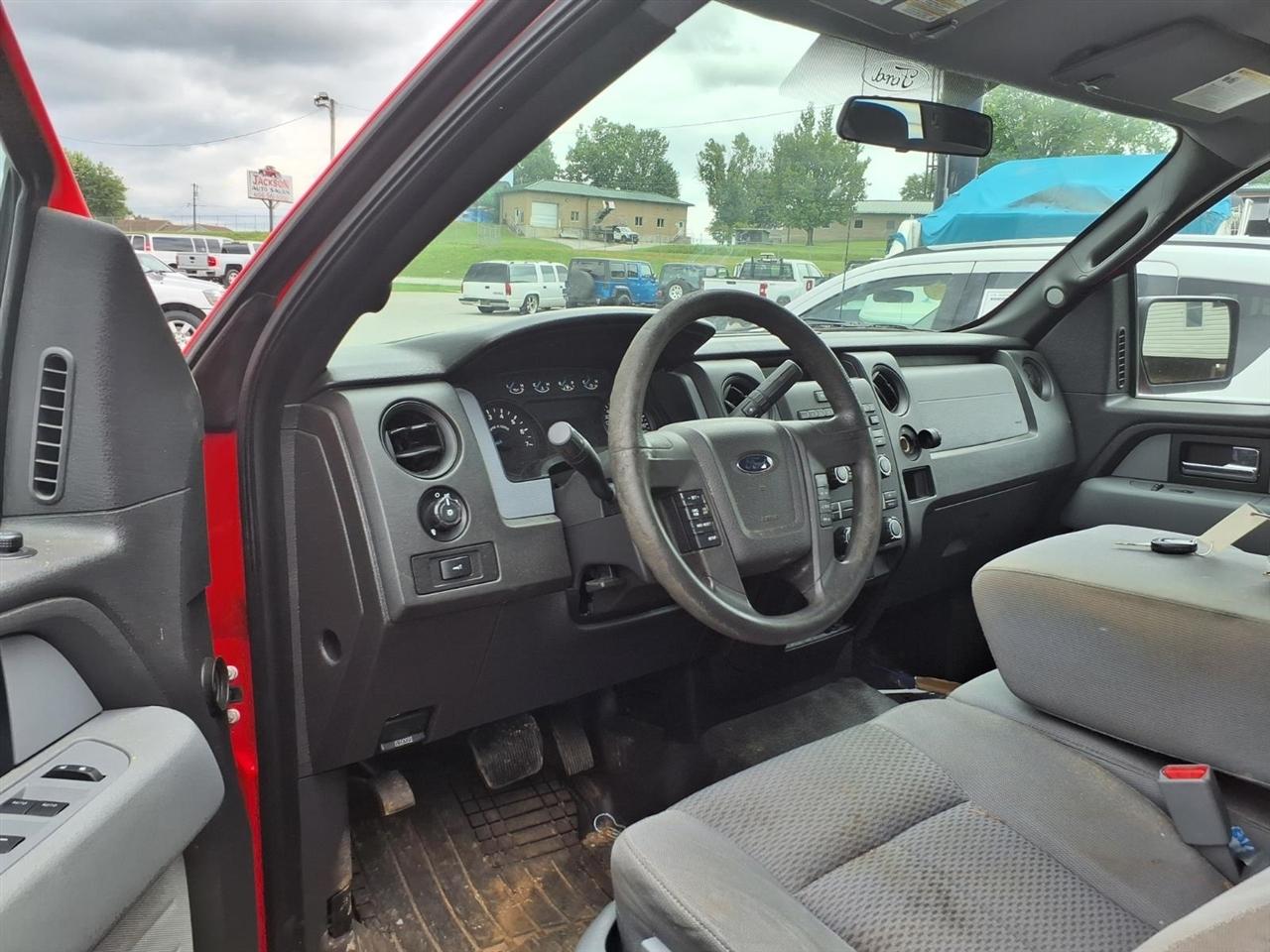 Ford F-150 4WD SuperCab 145" XLT 2014