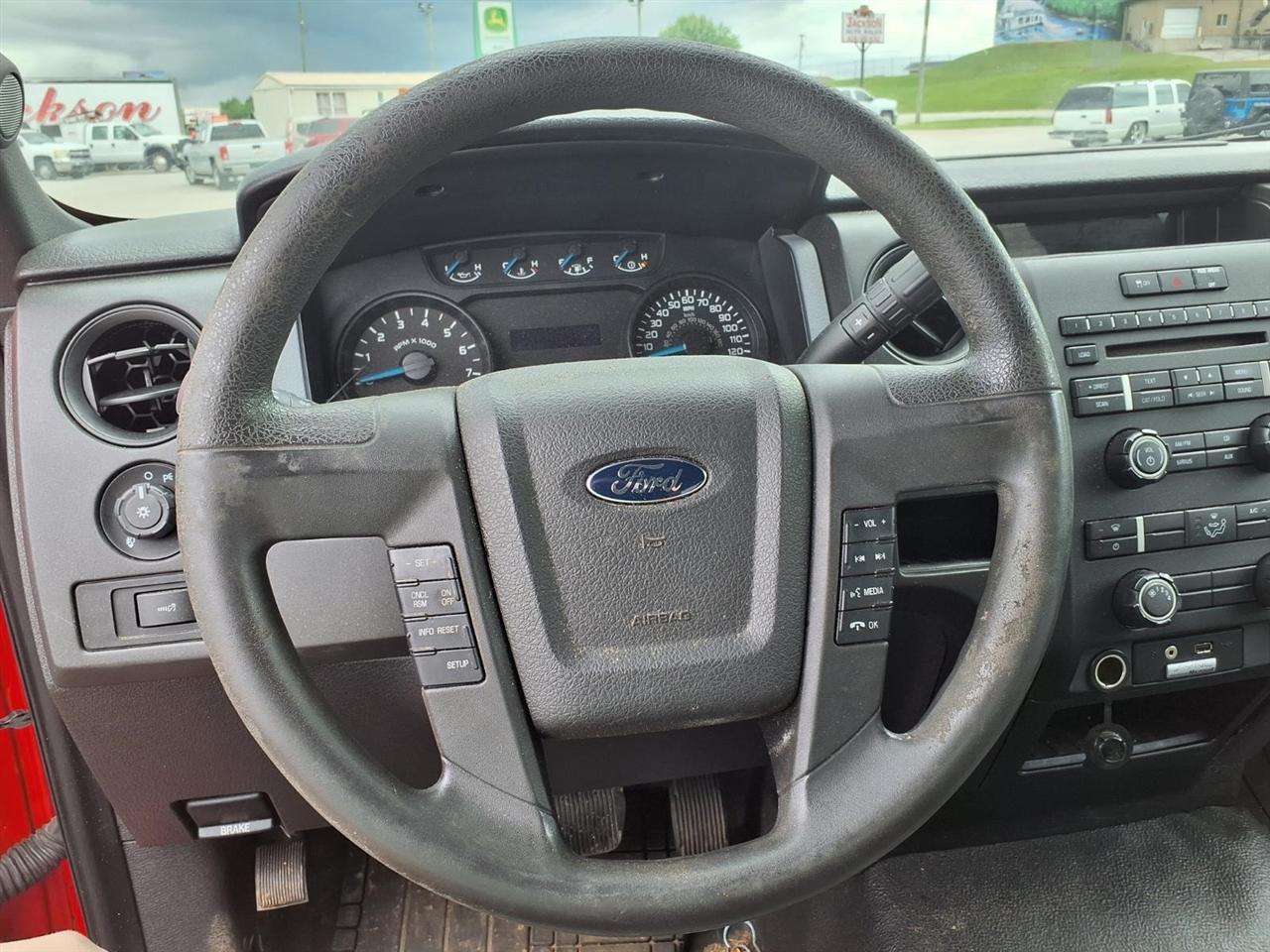 Ford F-150 4WD SuperCab 145" XLT 2014