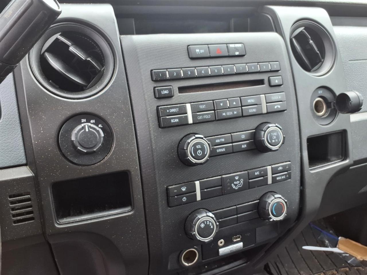 Ford F-150 4WD SuperCab 145" XLT 2014