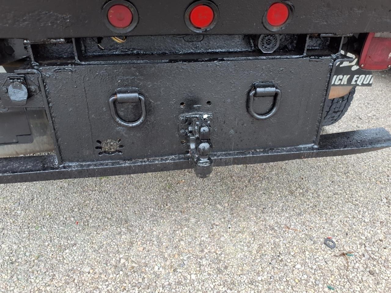 Ford Super Duty F-450 DRW 2WD Reg Cab 141" WB 60" CA XLT 2008