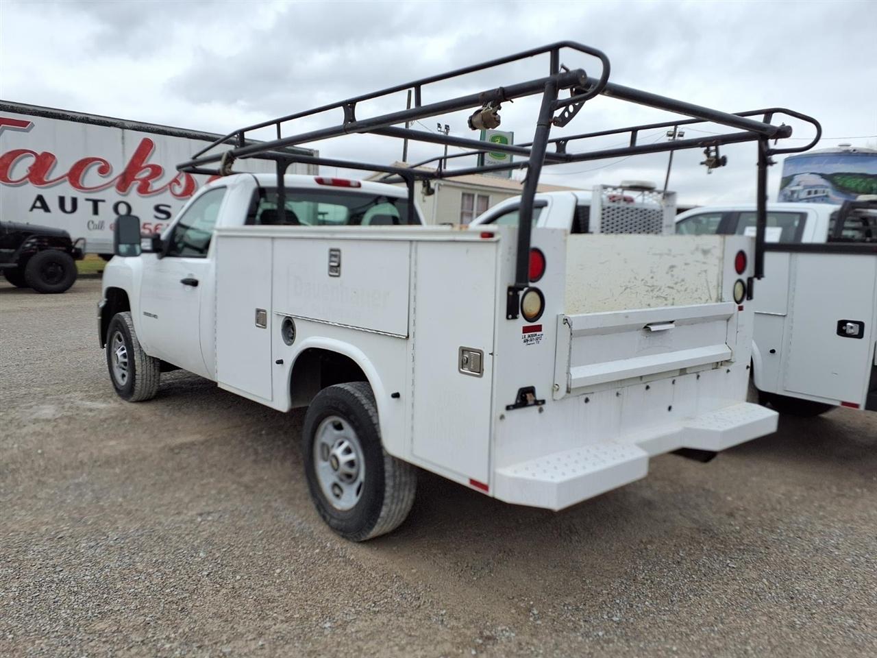 Chevrolet Silverado 2500HD 2WD Reg Cab 133.7" Work Truck 2014