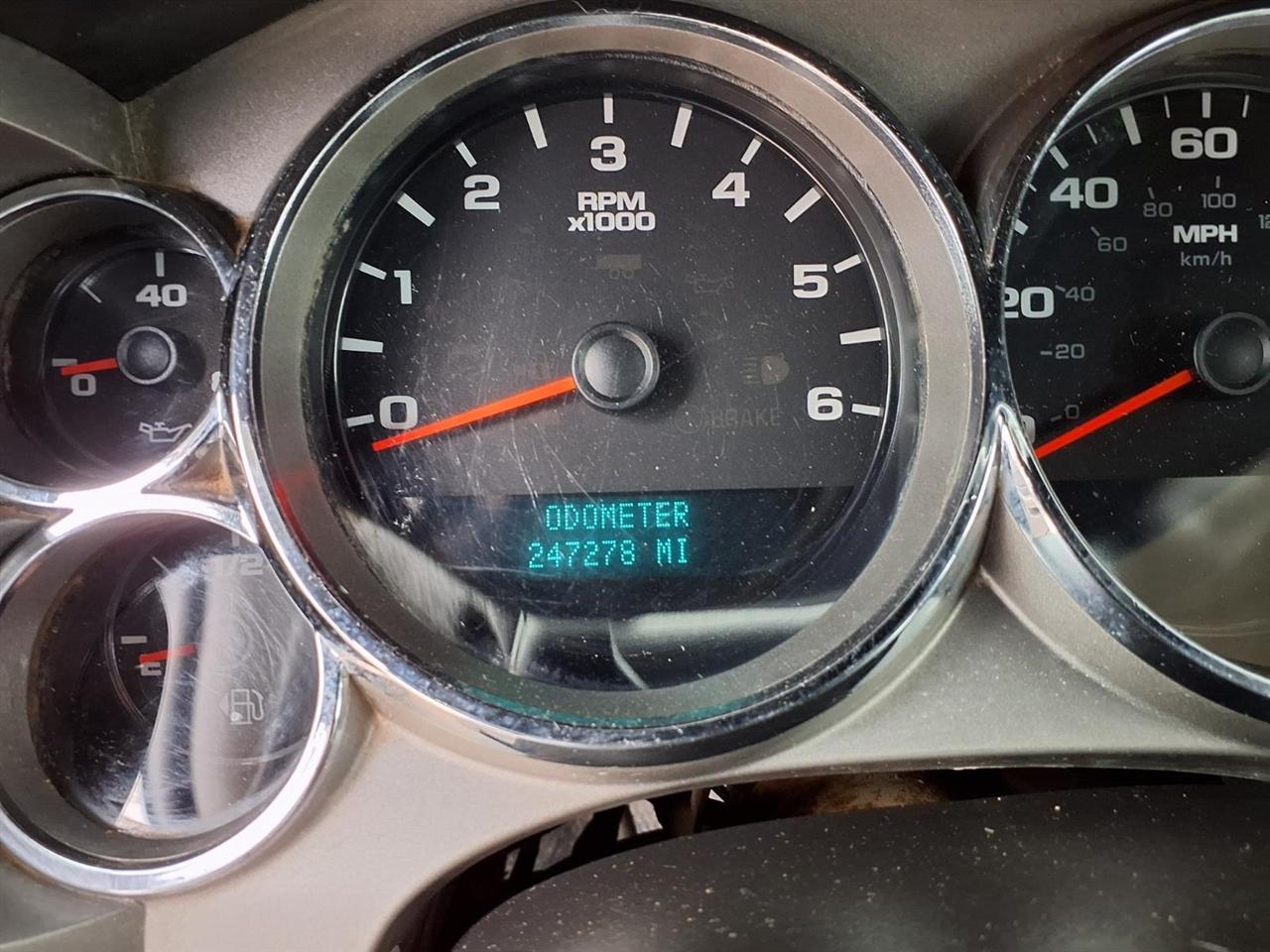 Chevrolet Silverado 2500HD 2WD Reg Cab 133.7" Work Truck 2014