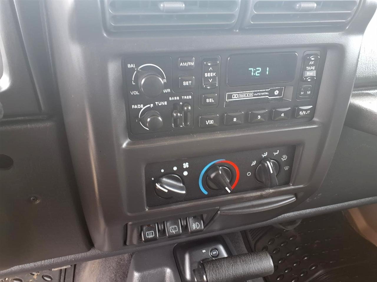 Jeep Wrangler 2dr Sport 1999