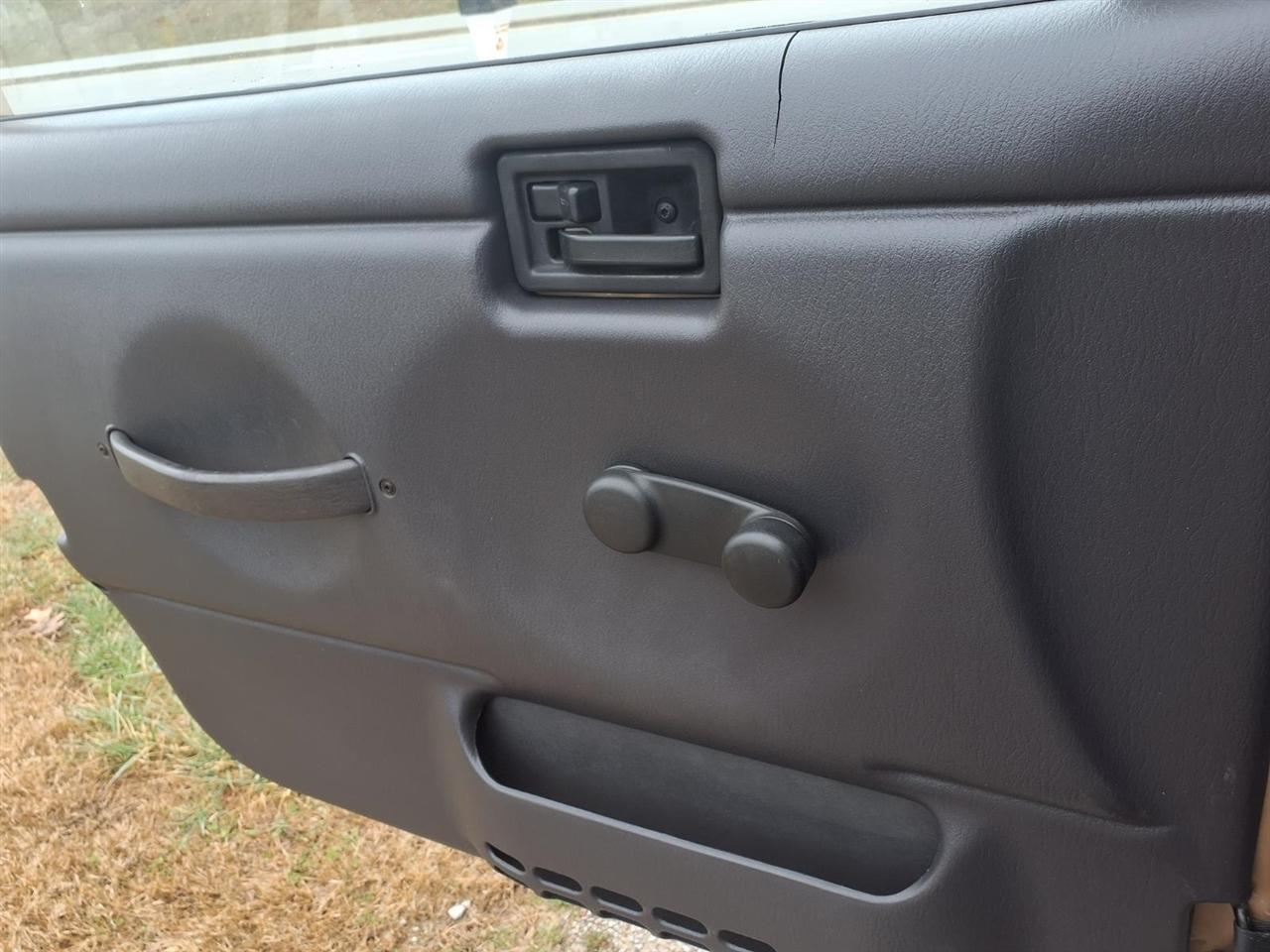 Jeep Wrangler 2dr Sport 1999