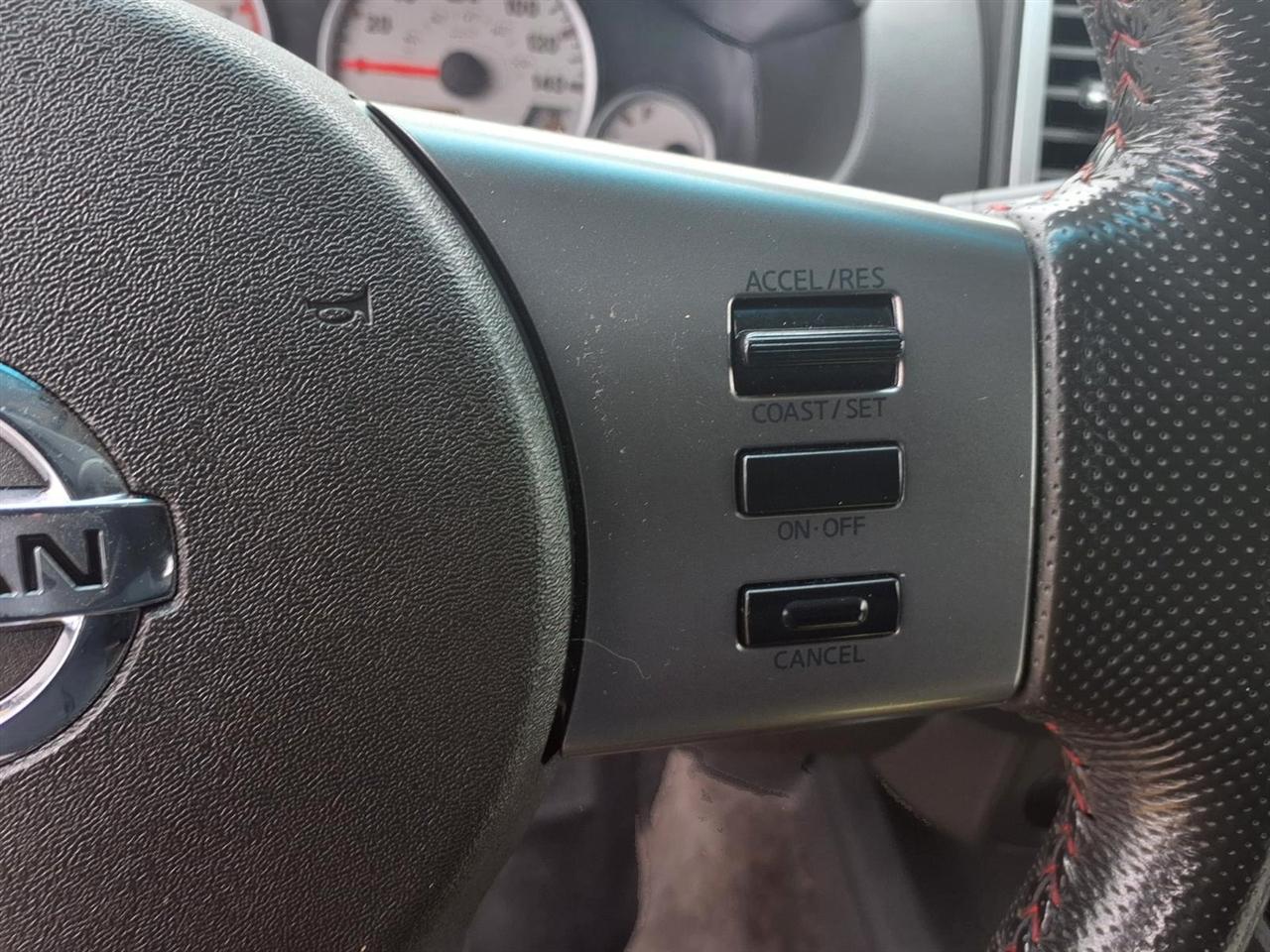 Nissan Frontier 4WD Crew Cab SWB Auto PRO-4X 2010