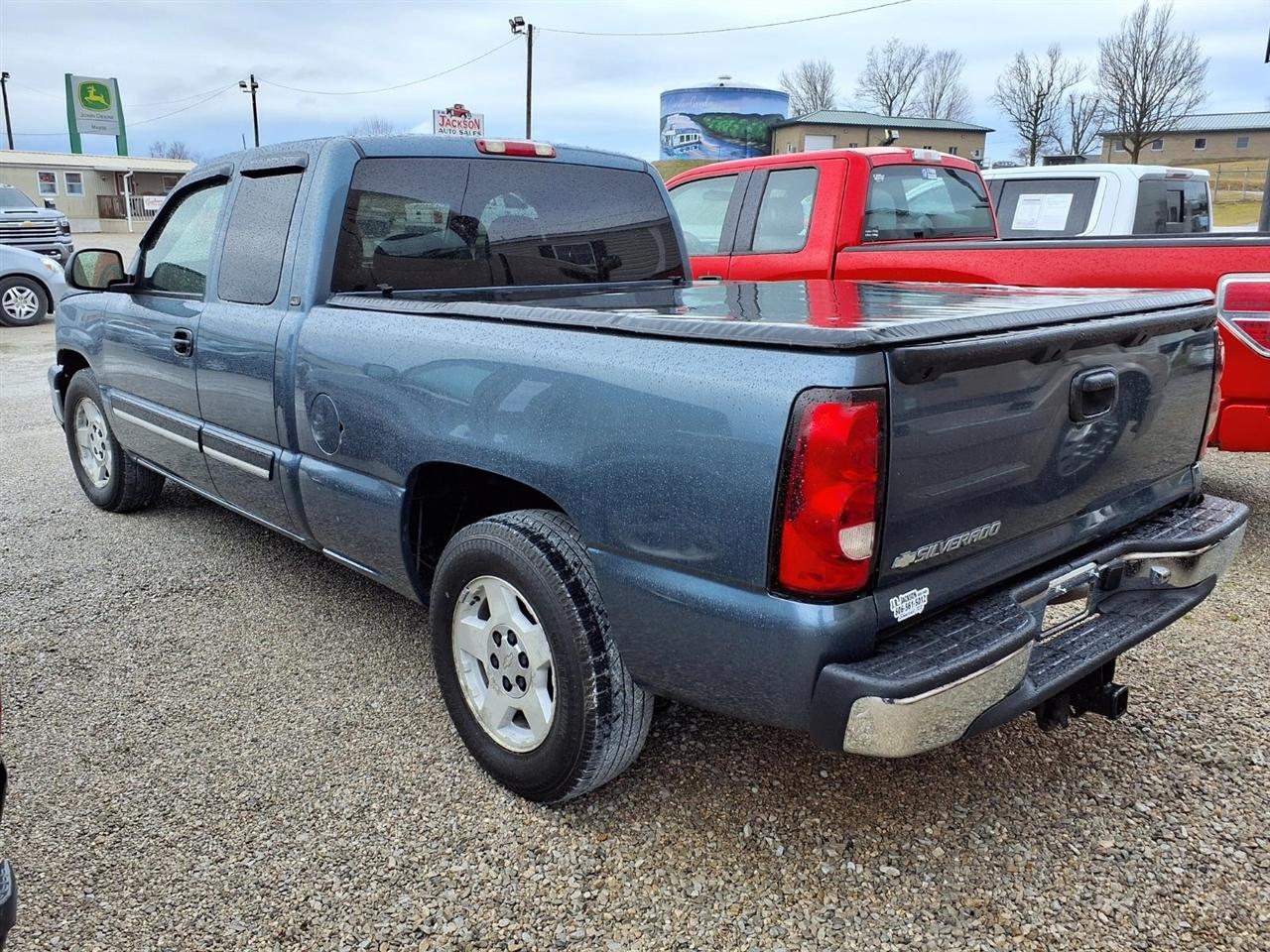 Chevrolet Silverado 1500 Ext Cab 143.5" WB 2WD LT1 2006