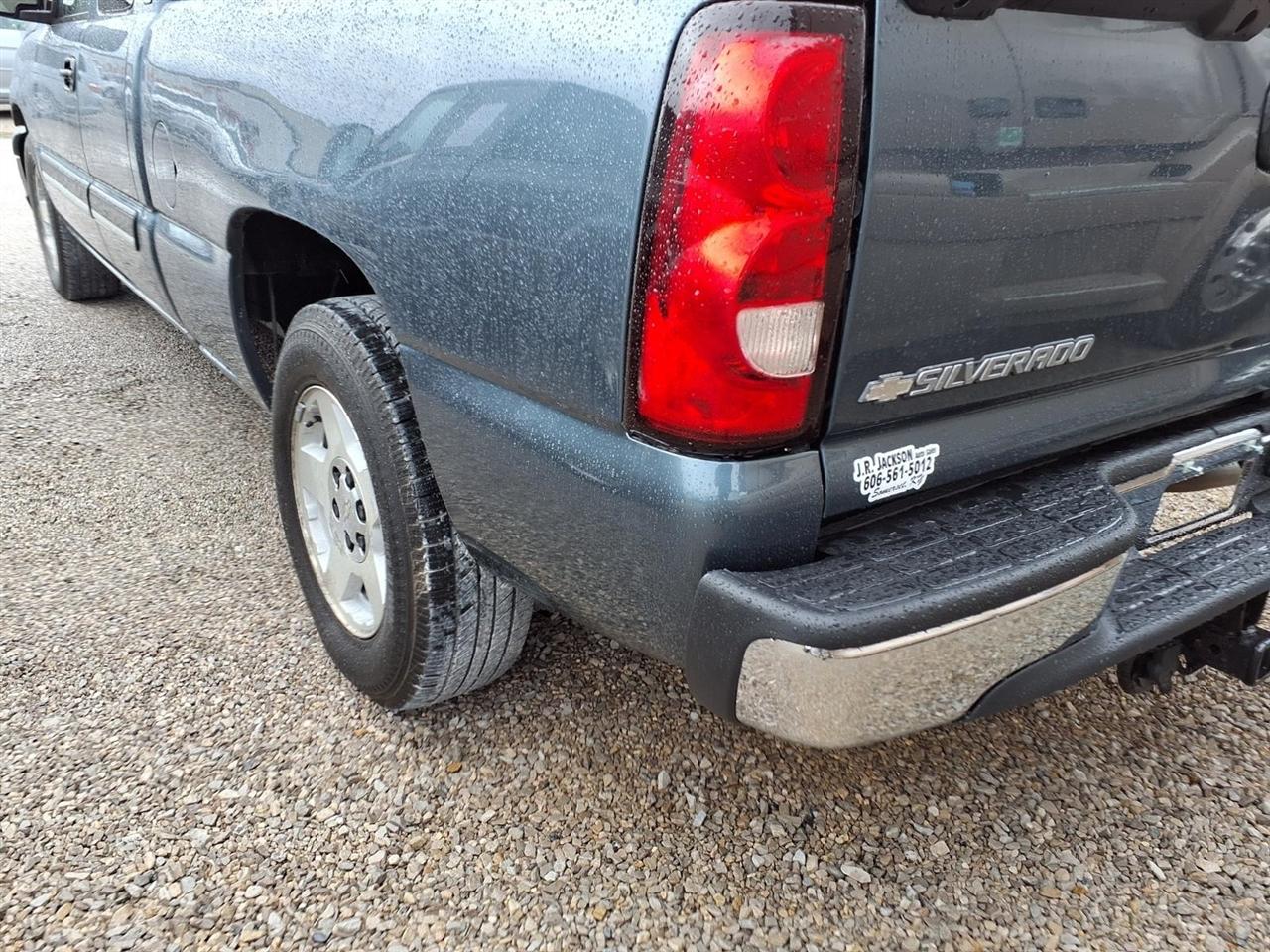 Chevrolet Silverado 1500 Ext Cab 143.5" WB 2WD LT1 2006