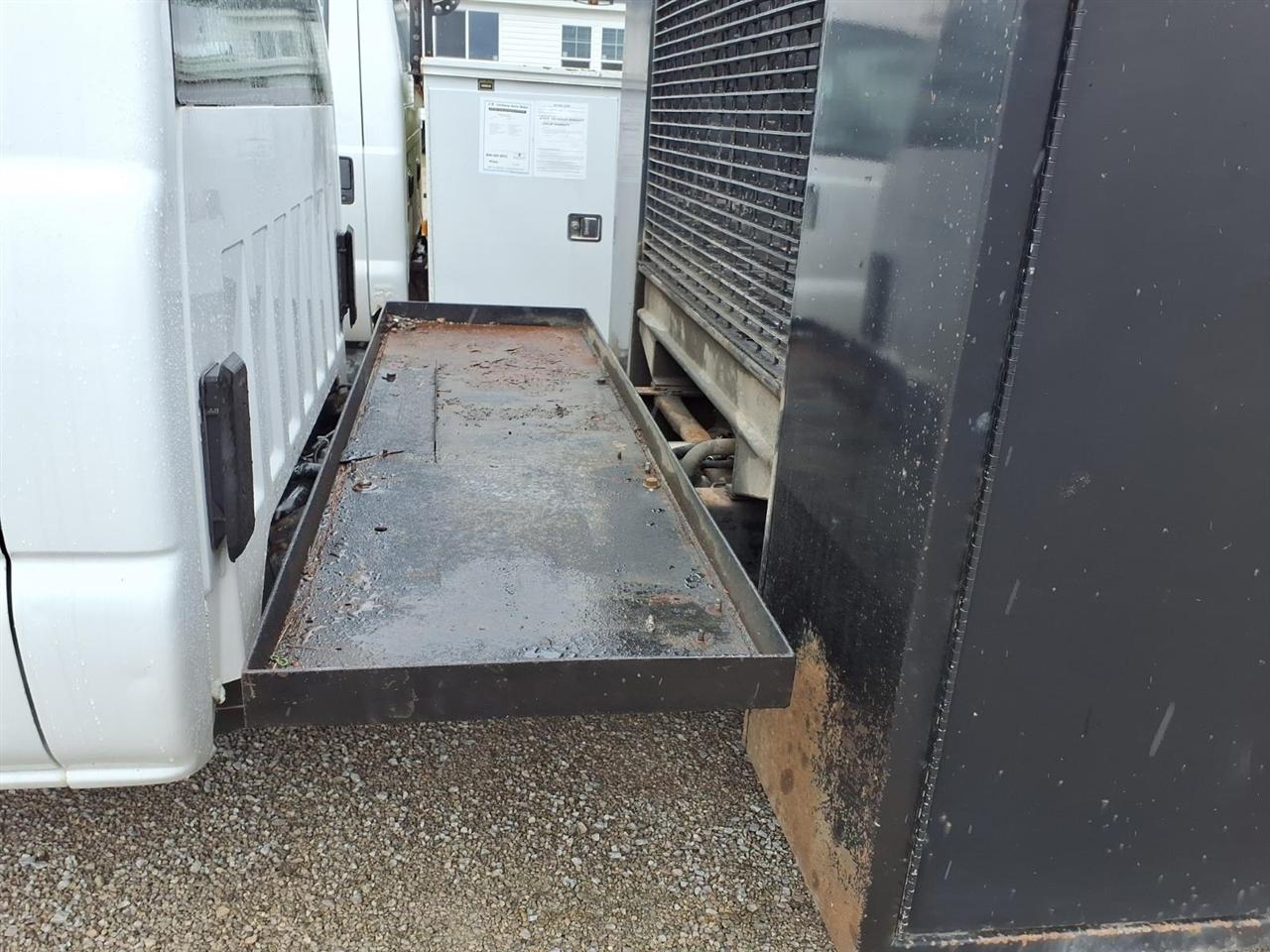 Chevrolet Silverado 3500 Classic 4WD Reg Cab 161.5" WB, 84.9" CA WT 2007