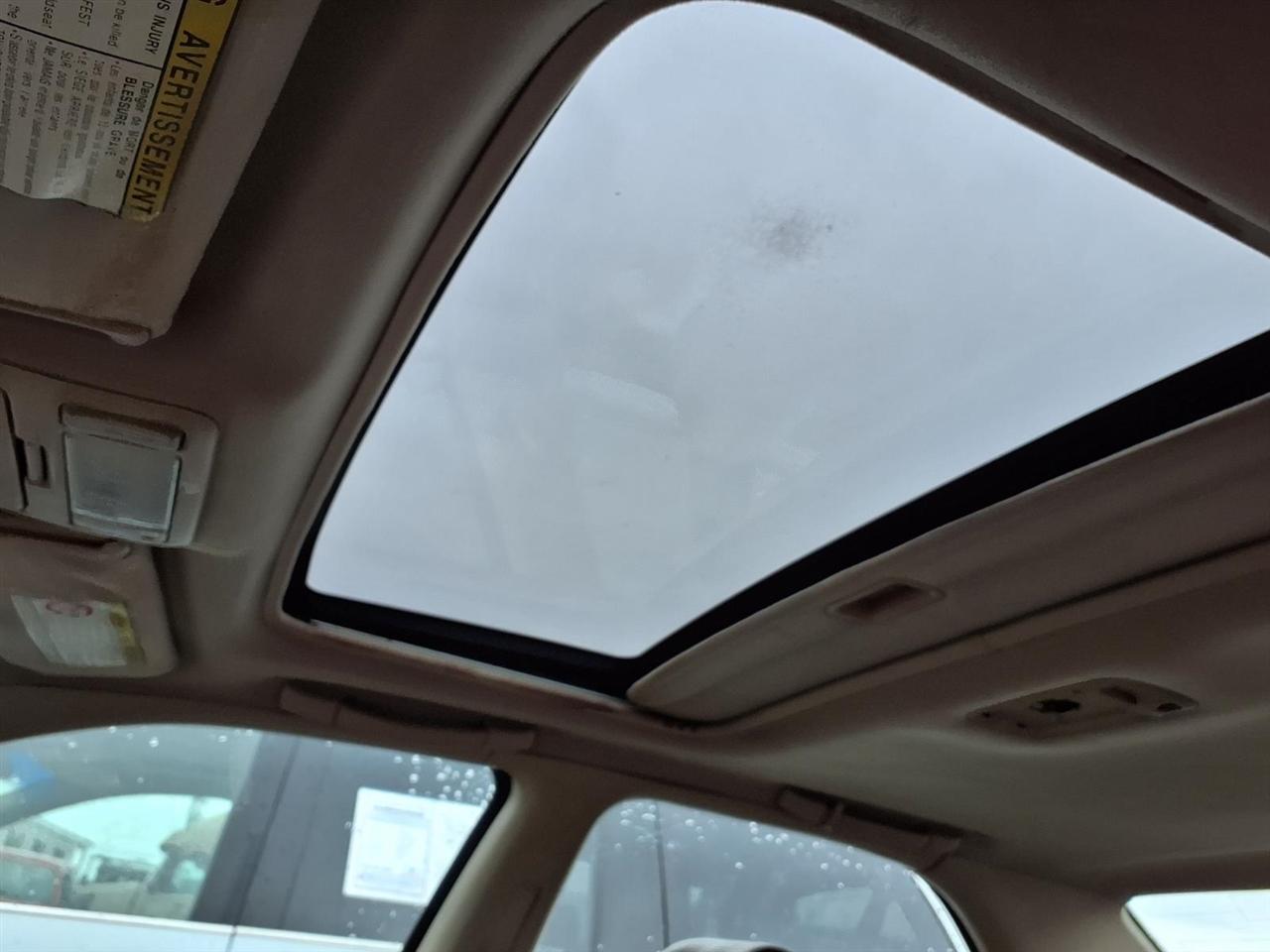 Toyota Camry 4dr Sdn XLE Auto 1998