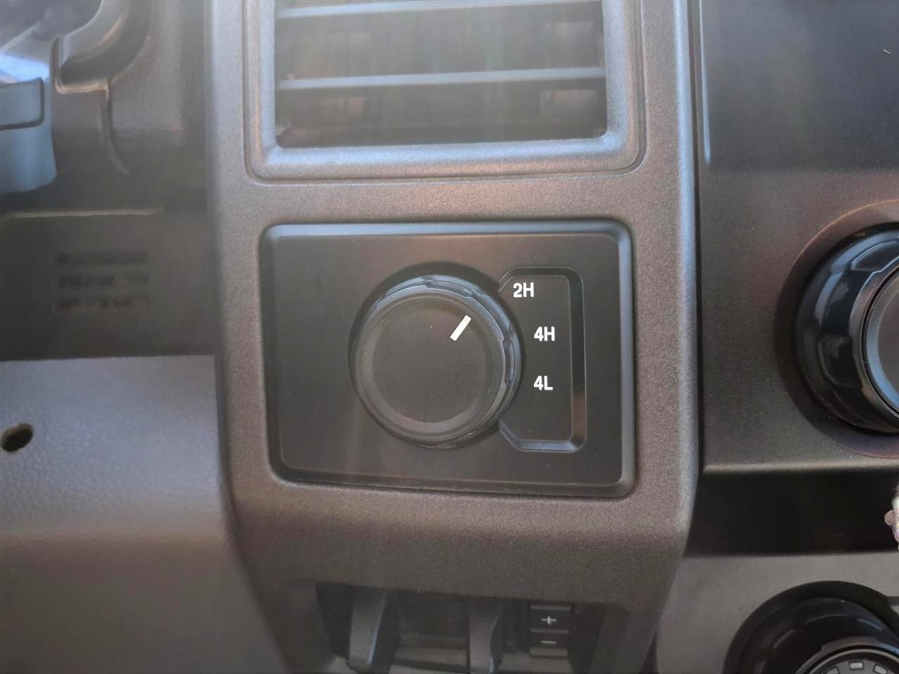 Ford Super Duty F-550 DRW XLT 4WD Reg Cab 145" WB 60" CA 2020