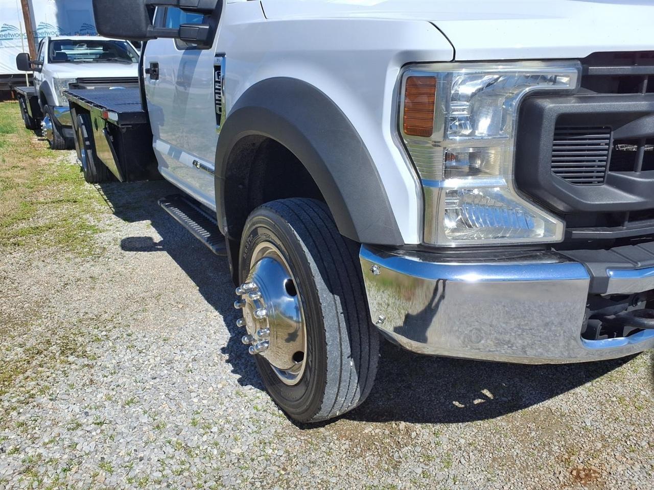 Ford Super Duty F-550 DRW XLT 4WD Reg Cab 145" WB 60" CA 2020