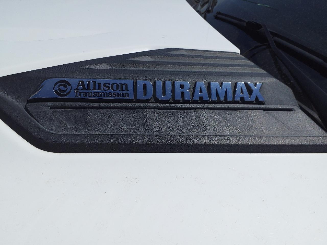 Chevrolet Silverado 2500HD 4WD Crew Cab 159" High Country 2024