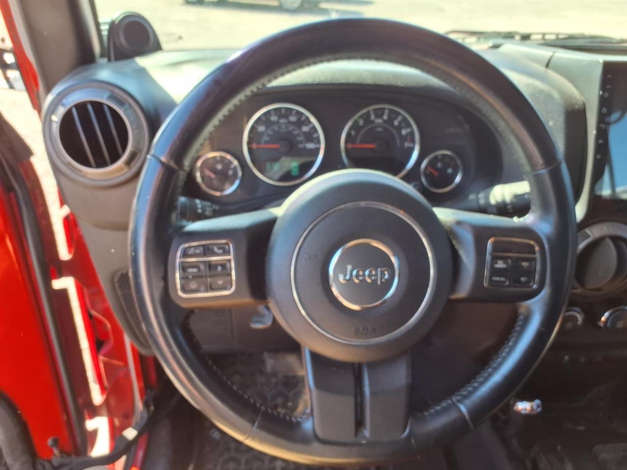 Jeep Wrangler Unlimited 4WD 4dr Sport 2014