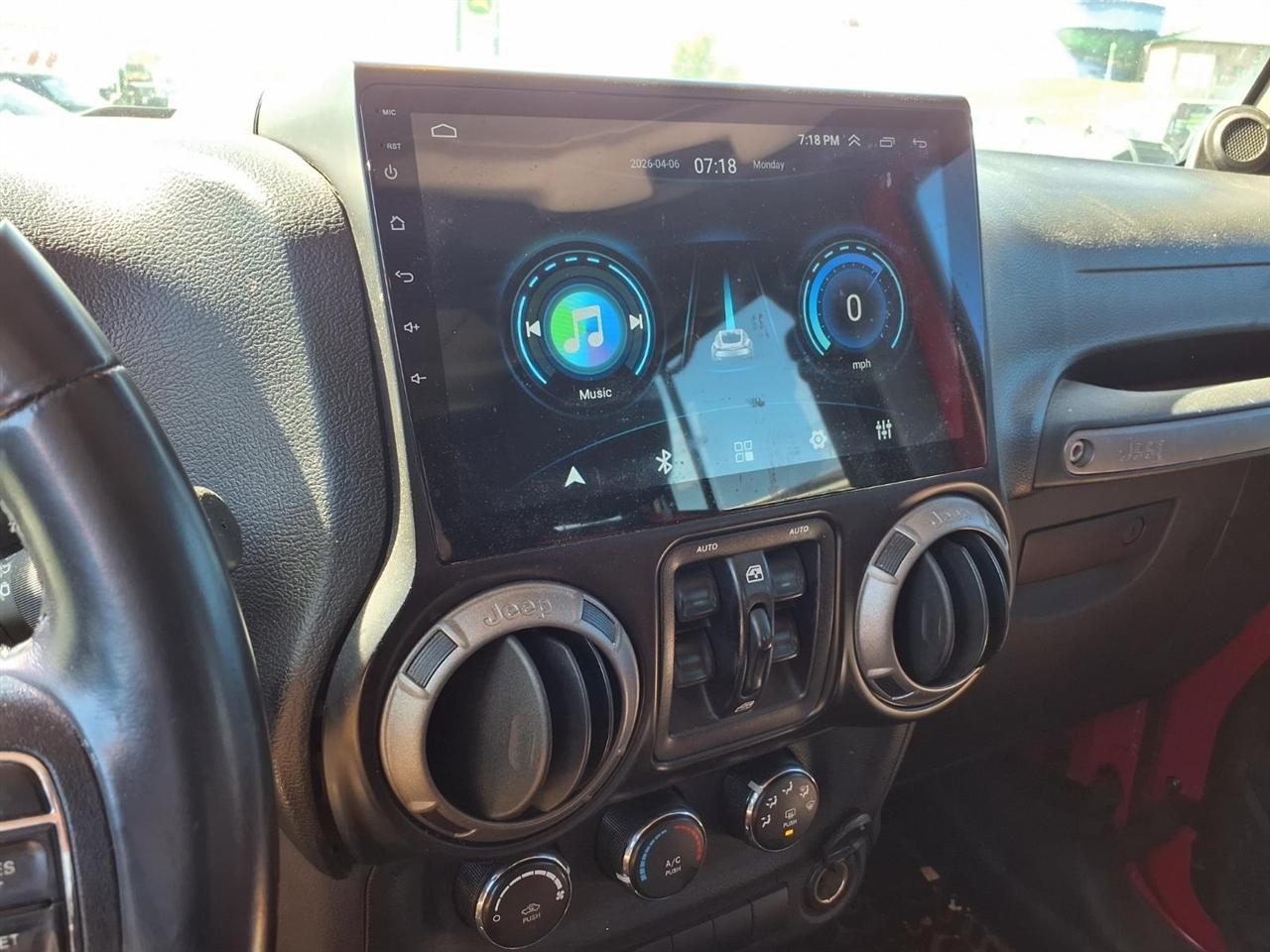 Jeep Wrangler Unlimited 4WD 4dr Sport 2014