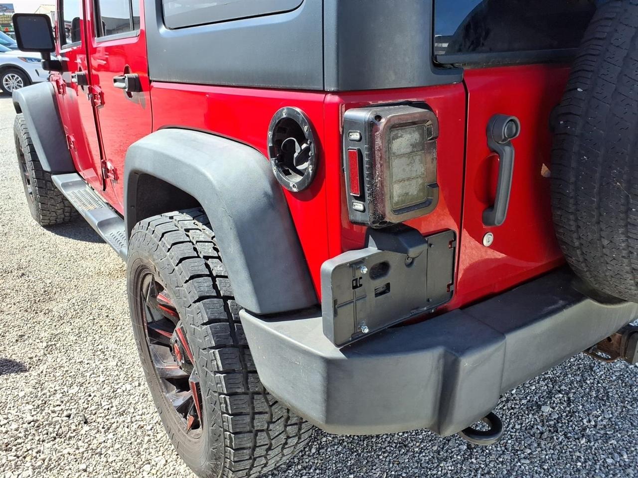 Jeep Wrangler Unlimited 4WD 4dr Sport 2014
