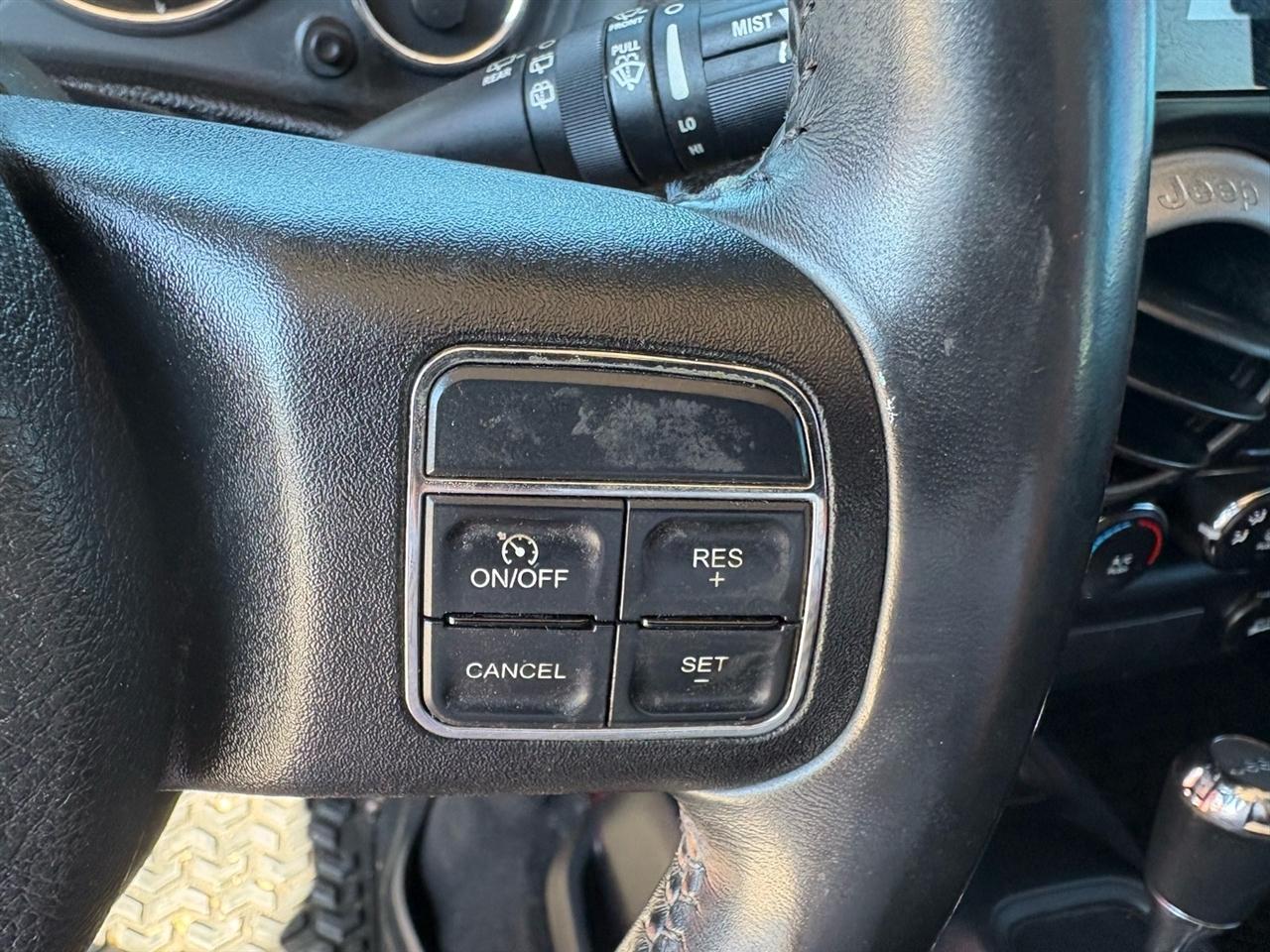Jeep Wrangler Unlimited 4WD 4dr Sport 2014