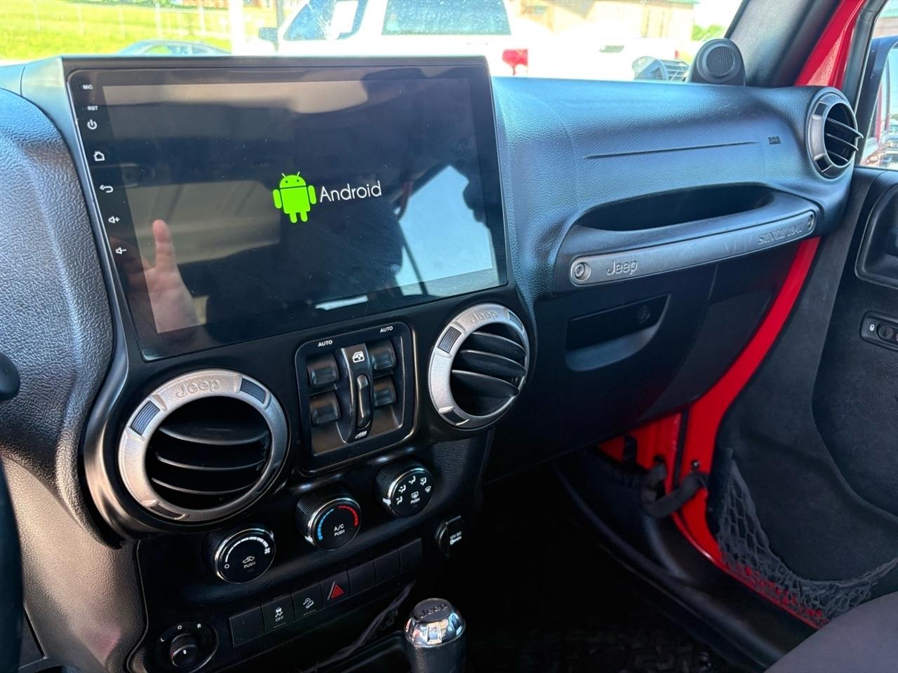 Jeep Wrangler Unlimited 4WD 4dr Sport 2014