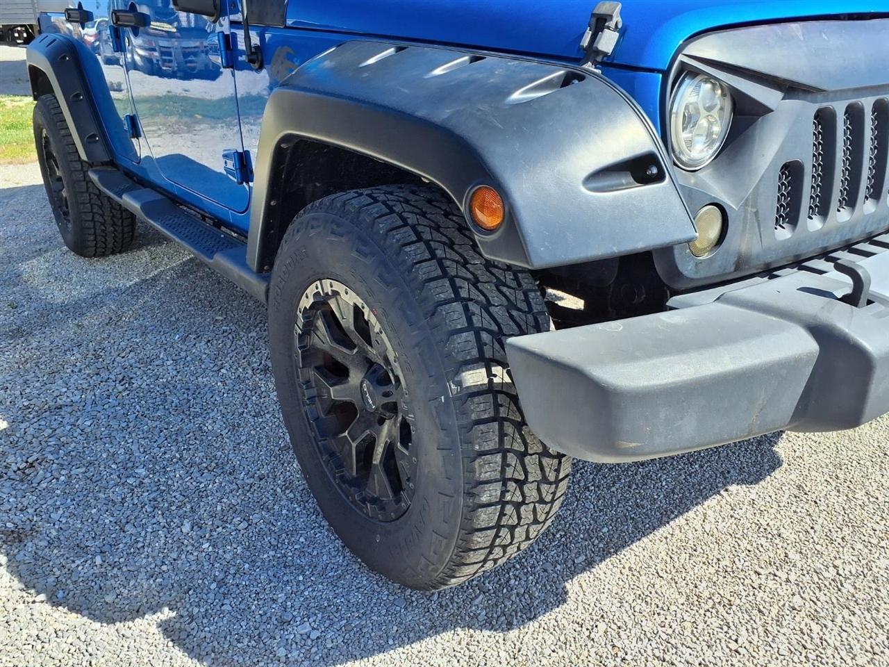 Jeep Wrangler Unlimited 4WD 4dr Sahara 2015