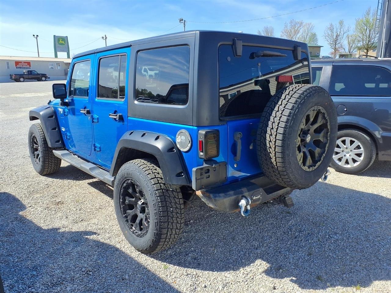 Jeep Wrangler Unlimited 4WD 4dr Sahara 2015