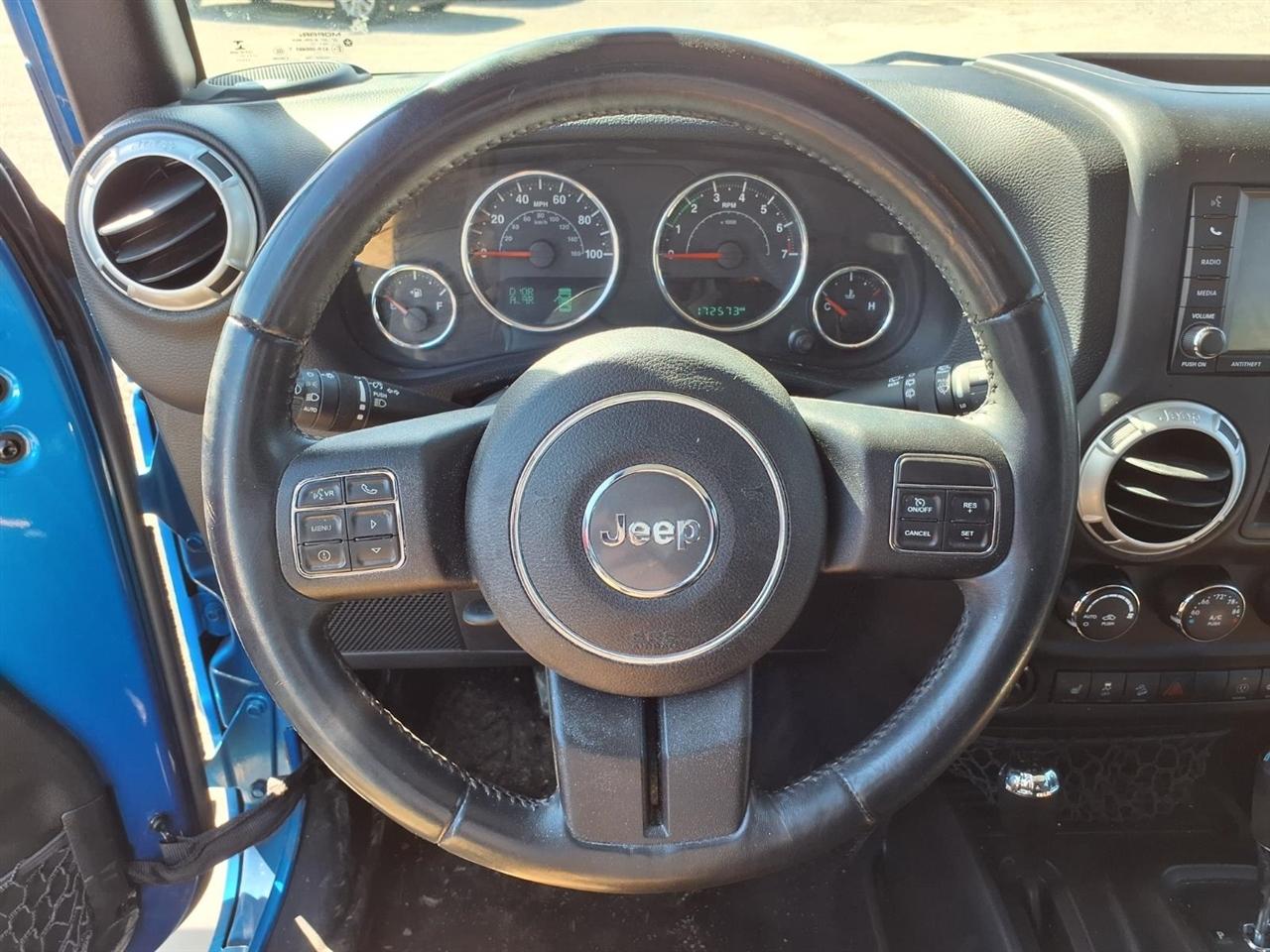 Jeep Wrangler Unlimited 4WD 4dr Sahara 2015