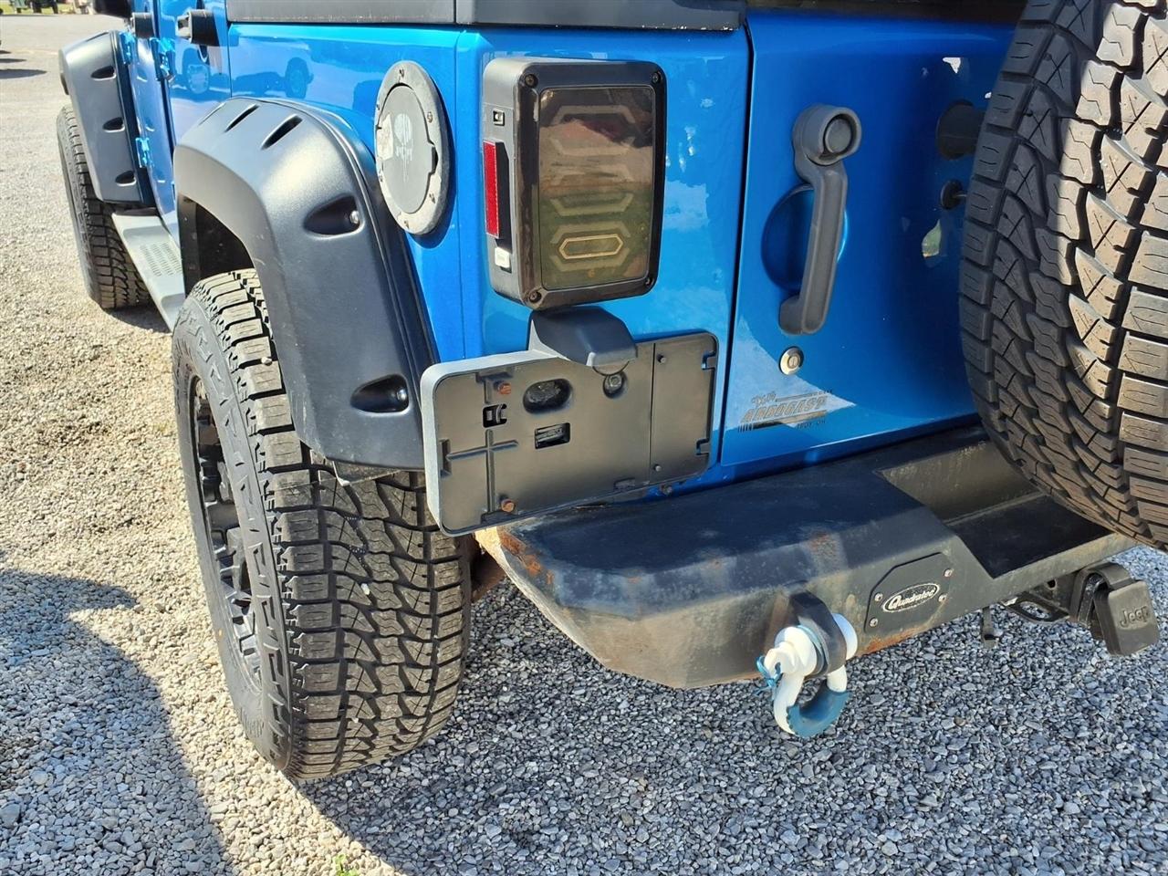 Jeep Wrangler Unlimited 4WD 4dr Sahara 2015