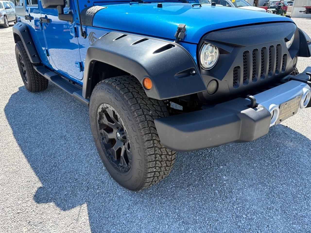 Jeep Wrangler Unlimited 4WD 4dr Sahara 2015
