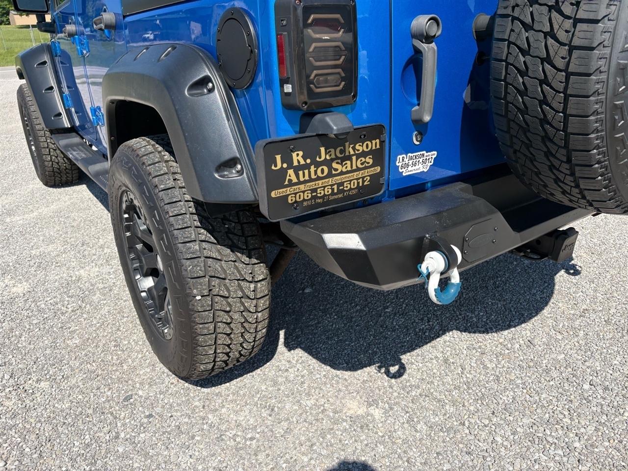 Jeep Wrangler Unlimited 4WD 4dr Sahara 2015