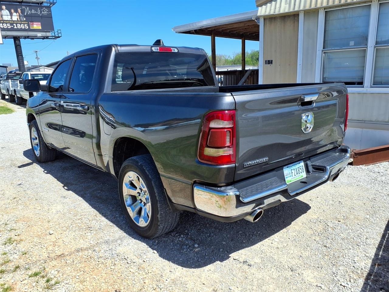 RAM 1500 Big Horn/Lone Star 4x4 Crew Cab 5'7" Box 2019