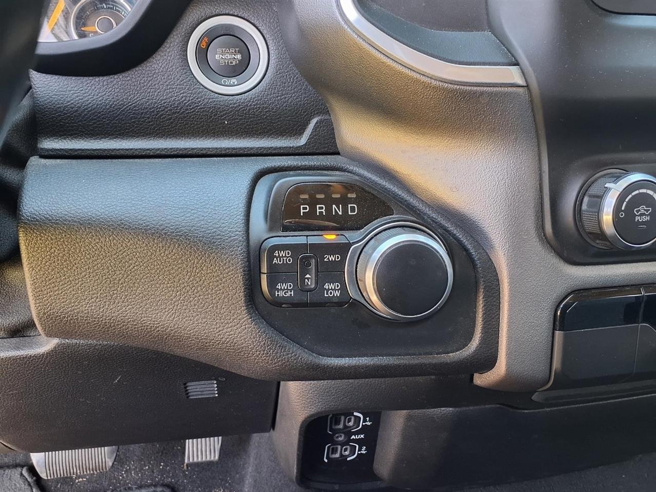 RAM 1500 Big Horn/Lone Star 4x4 Crew Cab 5'7" Box 2019