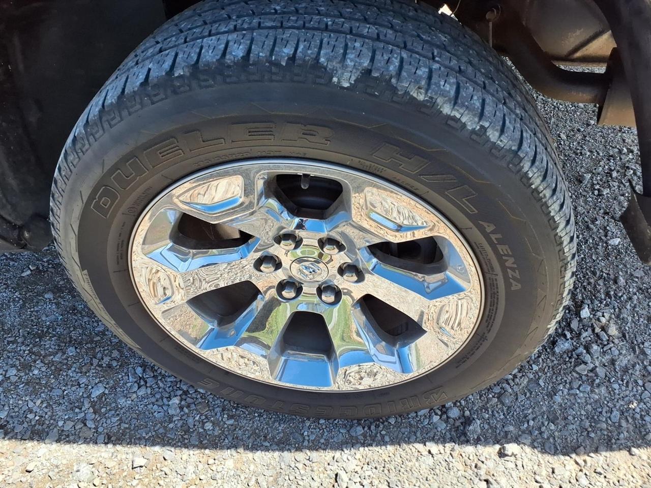 RAM 1500 Big Horn/Lone Star 4x4 Crew Cab 5'7" Box 2019