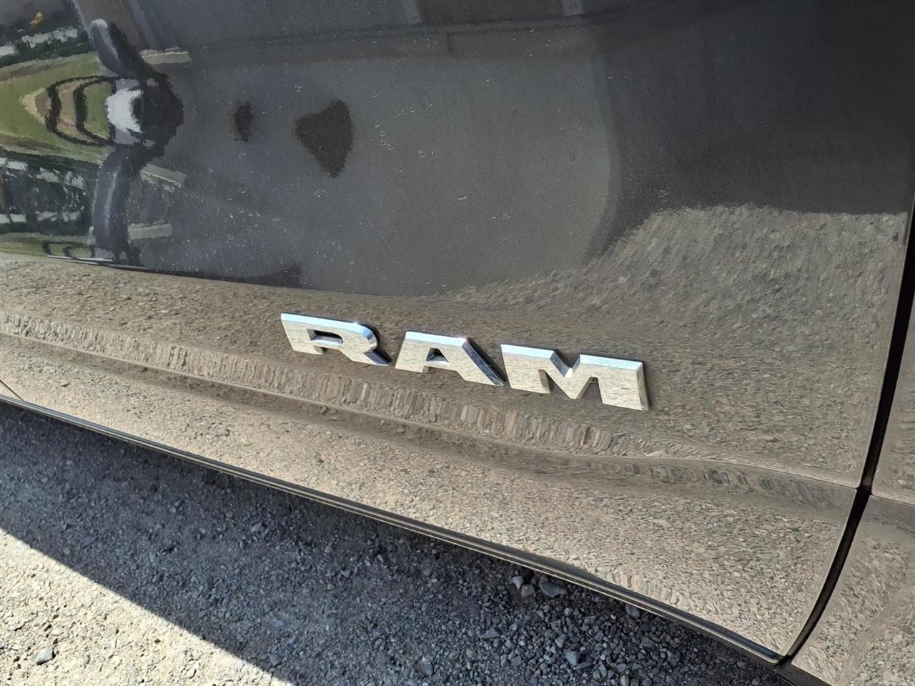 RAM 1500 Big Horn/Lone Star 4x4 Crew Cab 5'7" Box 2019