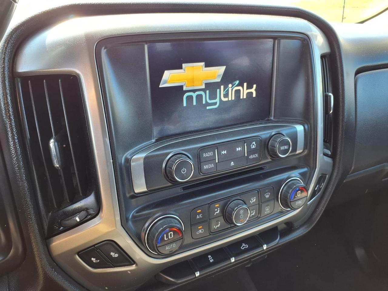 Chevrolet Silverado 1500 4WD Double Cab 143.5" LT w/1LT 2015