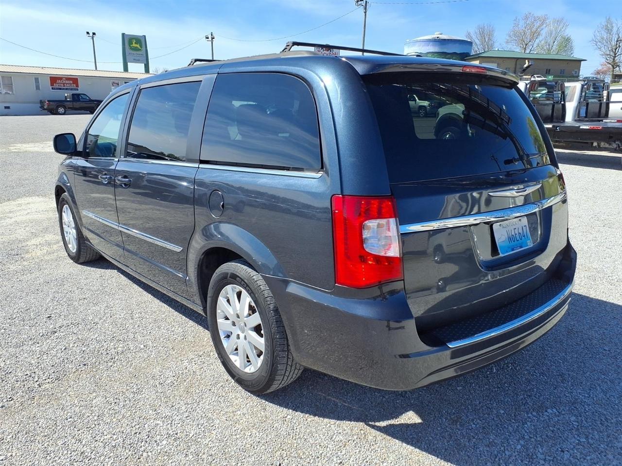 Chrysler Town & Country 4dr Wgn Touring 2014