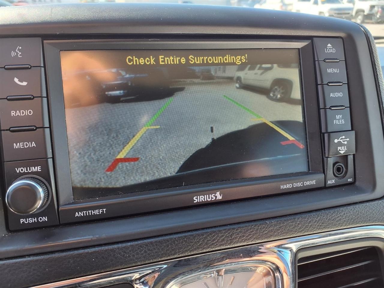 Chrysler Town & Country 4dr Wgn Touring 2014