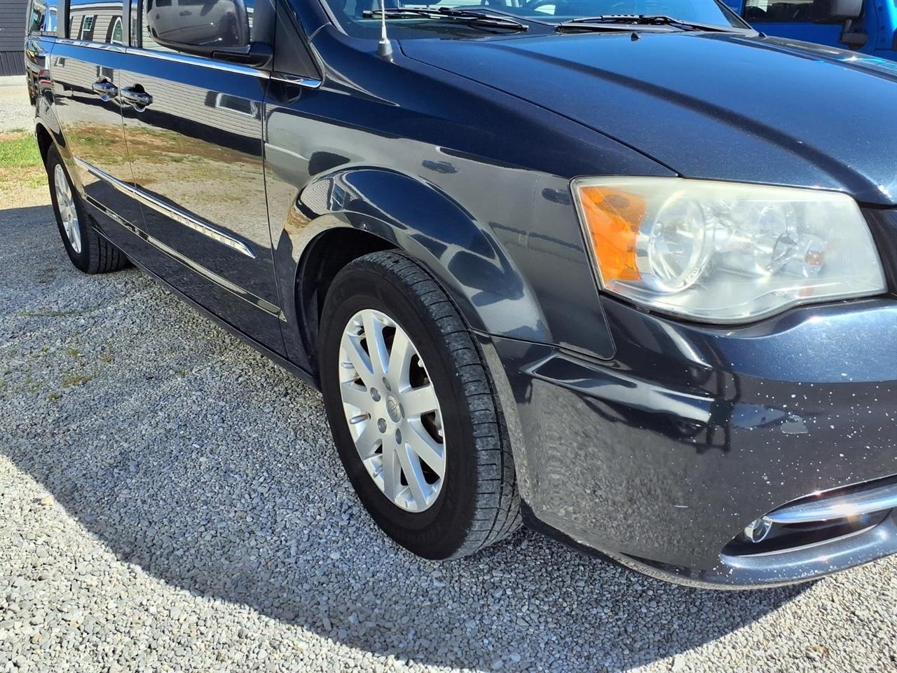 Chrysler Town & Country 4dr Wgn Touring 2014