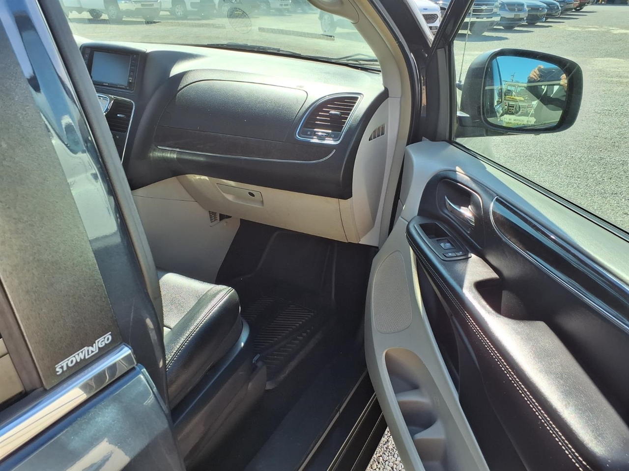 Chrysler Town & Country 4dr Wgn Touring 2014