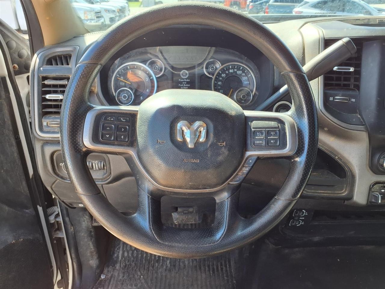 RAM 5500 Chassis Cab Tradesman 4x2 Reg Cab 60" CA 144.5" WB 2019