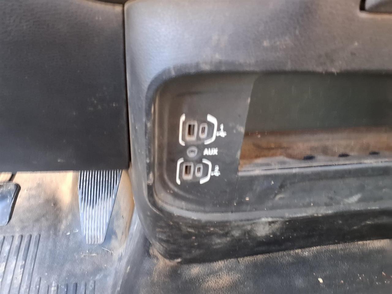 RAM 5500 Chassis Cab Tradesman 4x2 Reg Cab 60" CA 144.5" WB 2019