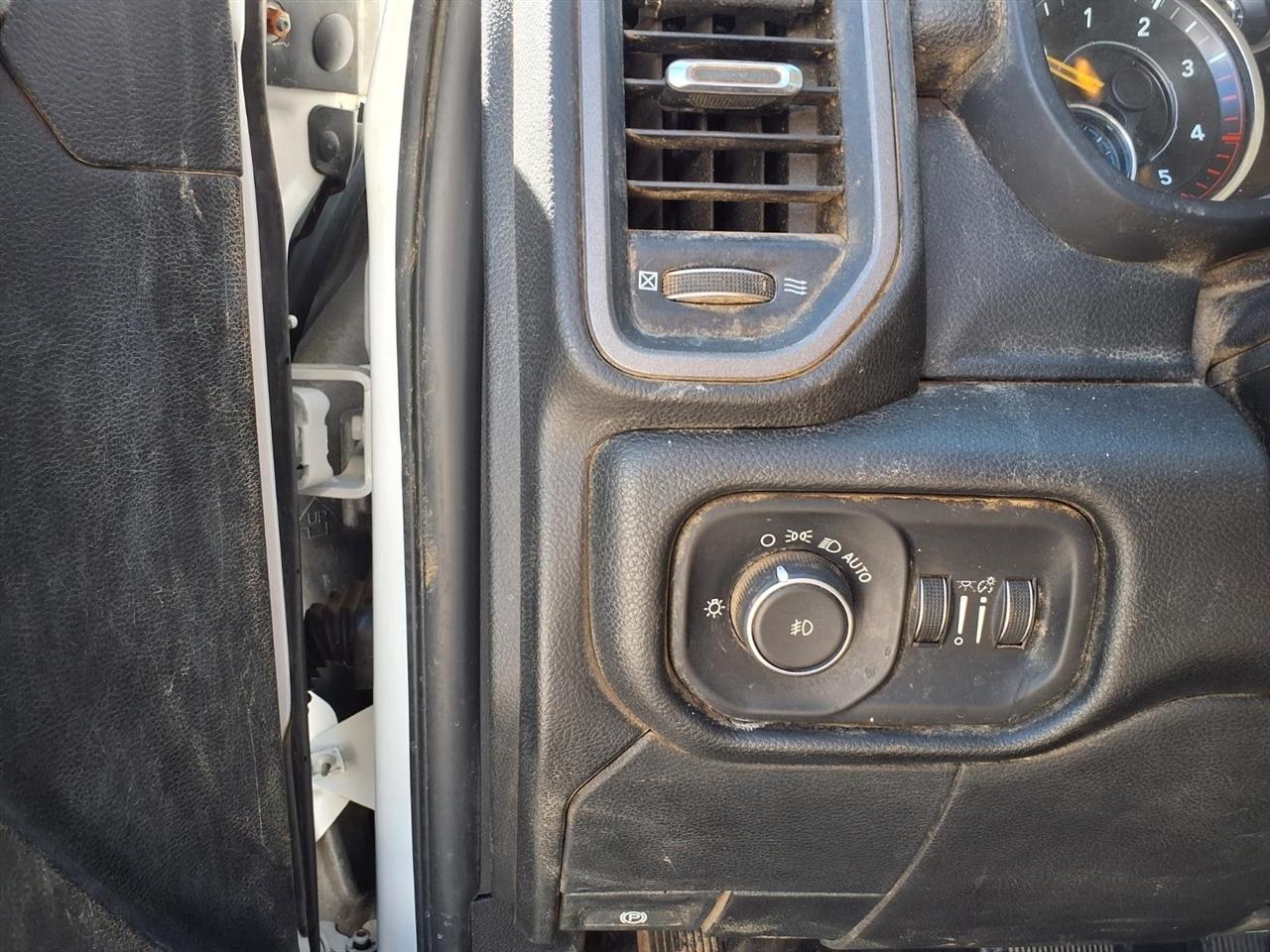 RAM 5500 Chassis Cab Tradesman 4x2 Reg Cab 60" CA 144.5" WB 2019