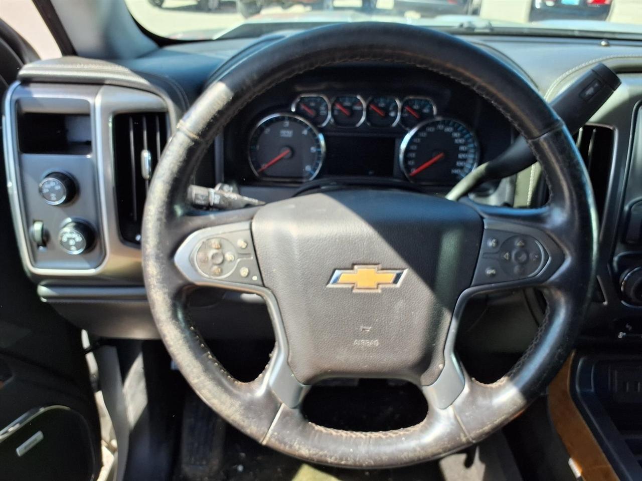 Chevrolet Silverado 1500 4WD Crew Cab 143.5" LTZ w/1LZ 2016