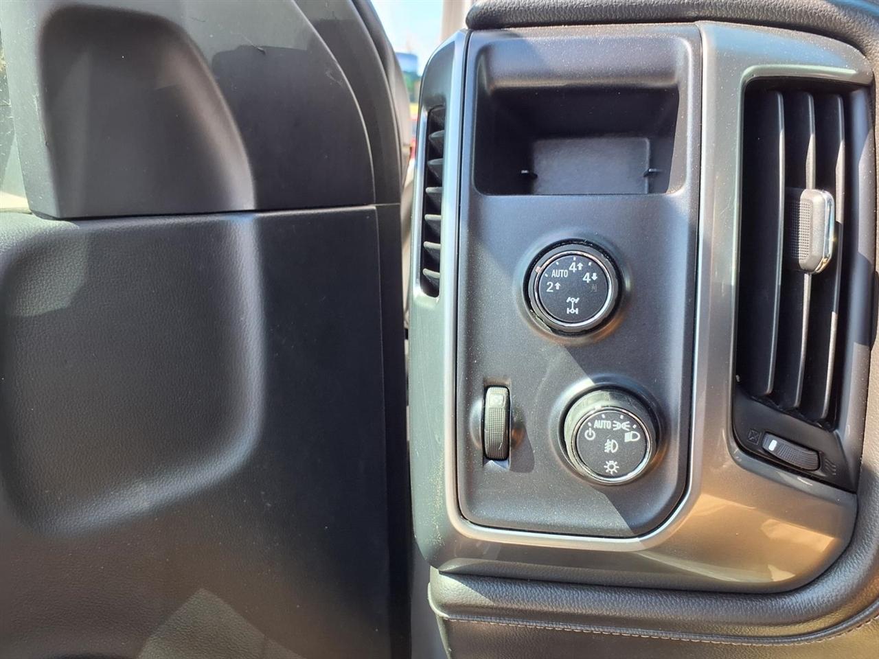 Chevrolet Silverado 1500 4WD Crew Cab 143.5" LTZ w/1LZ 2016