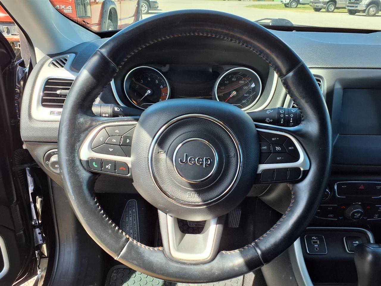 Jeep Compass Latitude FWD 2021