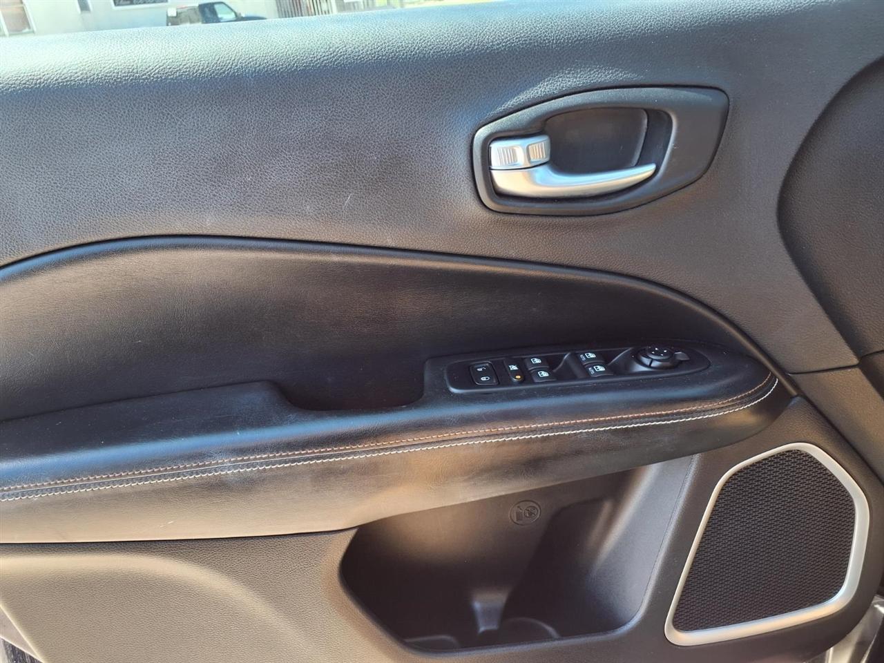 Jeep Compass Latitude FWD 2021