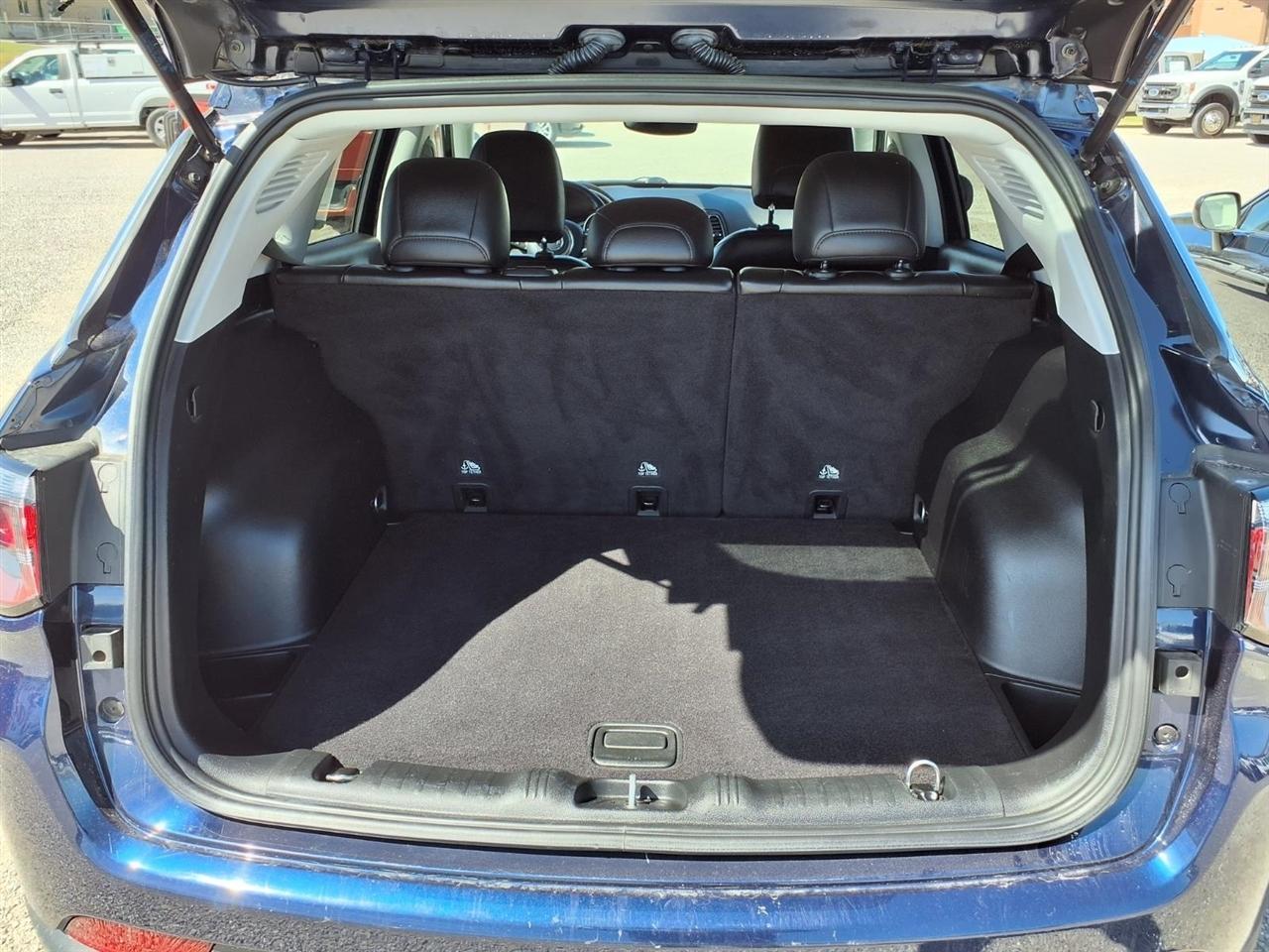 Jeep Compass Latitude FWD 2021