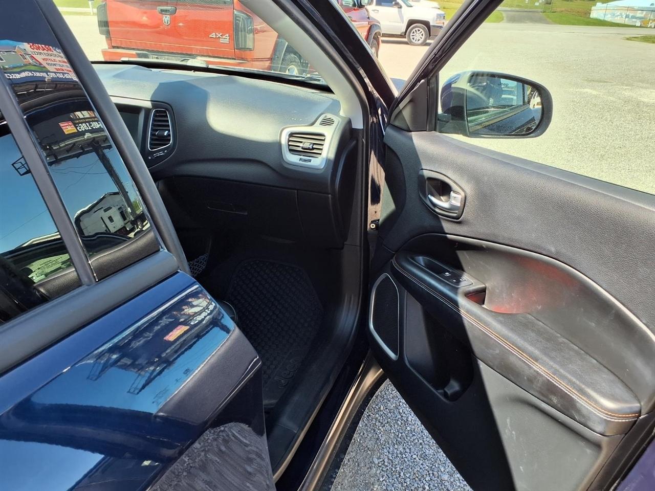 Jeep Compass Latitude FWD 2021