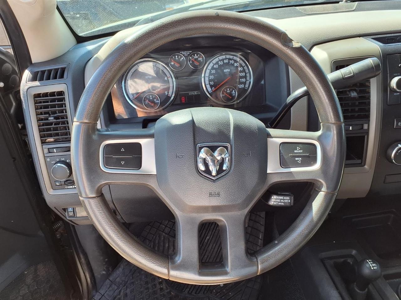 RAM 3500 4WD Crew Cab 169" ST 2011